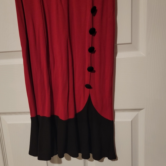 Venus red dress w/ black trim - Picture 2 of 5